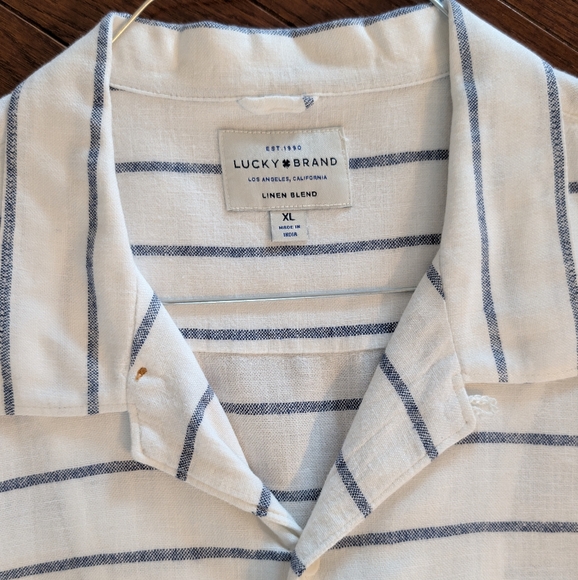 Lucky Brand - Linen Blend, Short Sleeve Button Down Shirt- White/Blue - Men's XL - Picture 2 of 3